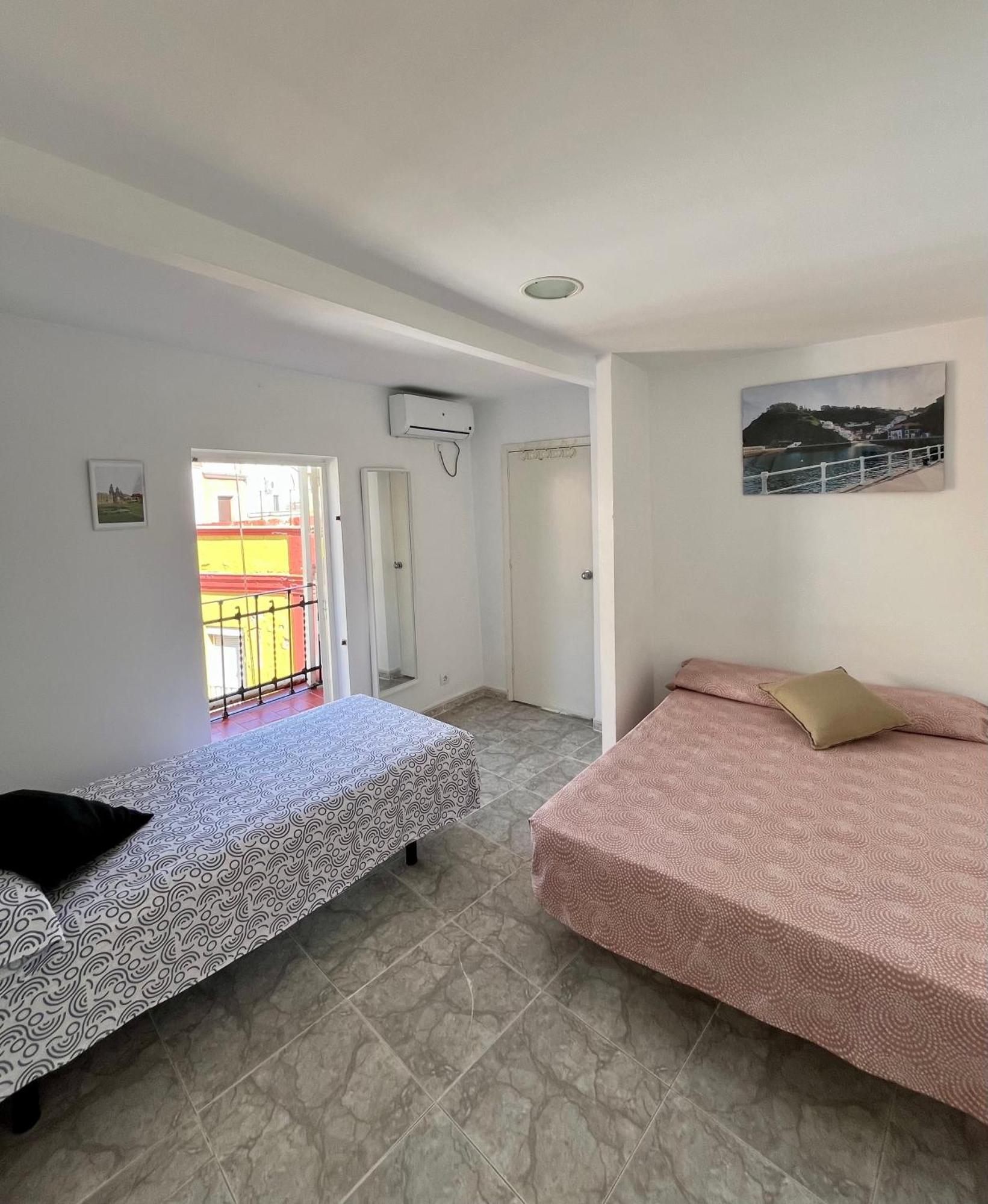 Appartement Alameda, Conde De Torrejon à Séville Extérieur photo